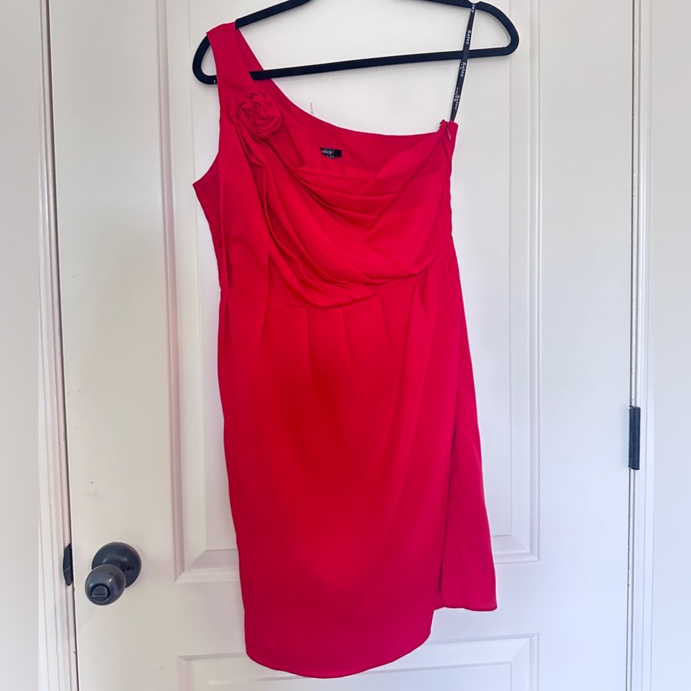 ELSEY red dress 🌹